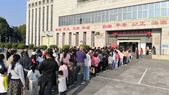 【红图动态】图书馆奇妙日：红竺园社区未成年人在书香中开启研学之旅